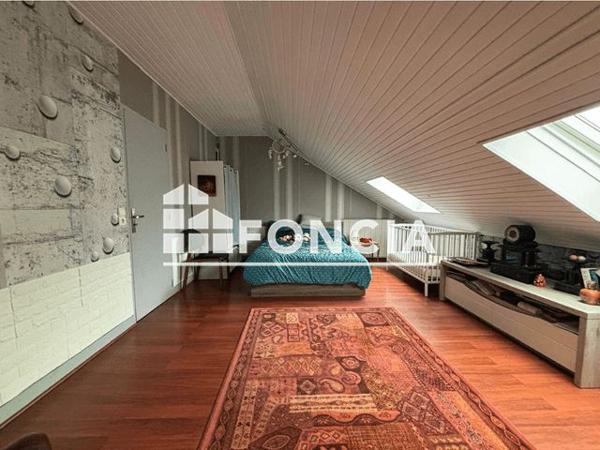 À vendre Maison 7 pièces 166 m² - Rosny-sur-seine 78710