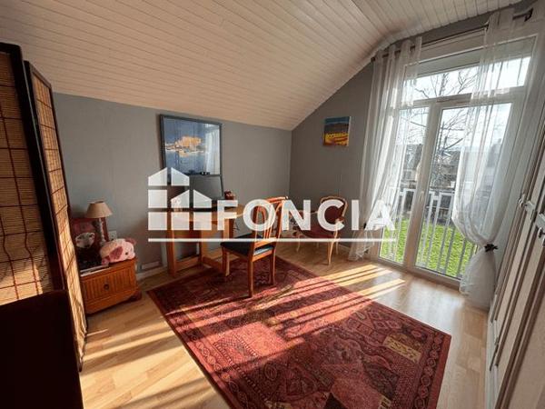 À vendre Maison 7 pièces 166 m² - Rosny-sur-seine 78710