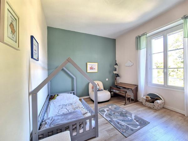 Maison 5 pièce(s) 4 chambre(s) 121.68 m²