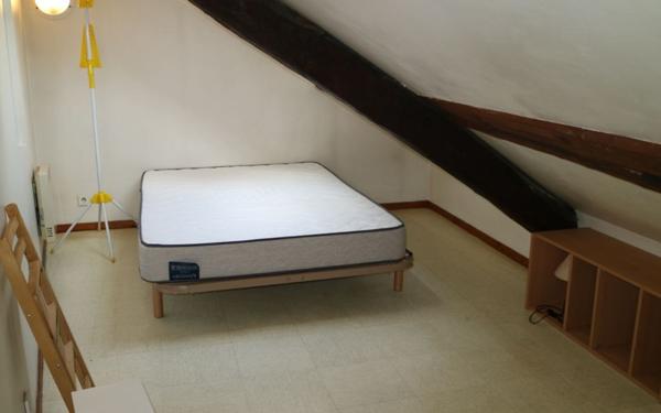 Appartement à louer    1 pièce • 23 m2 Mende