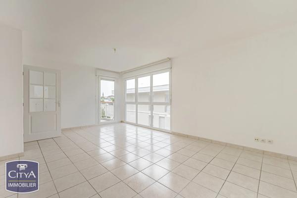 Appartement à vendre 3 pièces 71m² Joué-lès-Tours (37300)