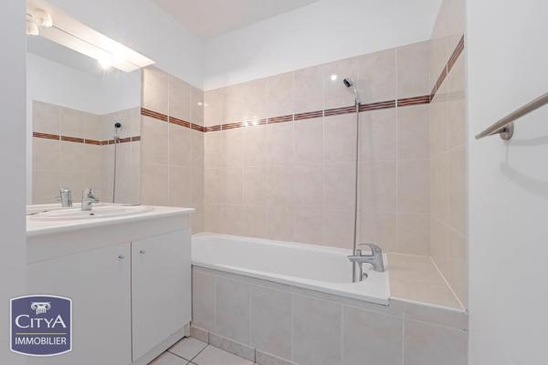 Appartement à vendre 3 pièces 71m² Joué-lès-Tours (37300)