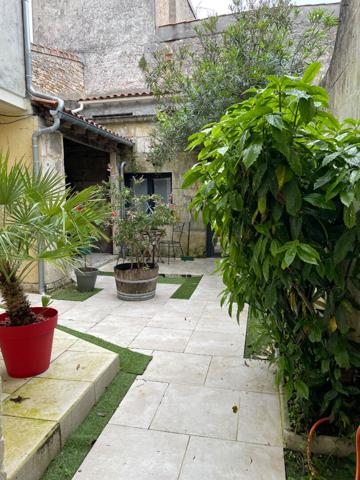 Immeuble Rochefort 9 pièce(s) 208 m2