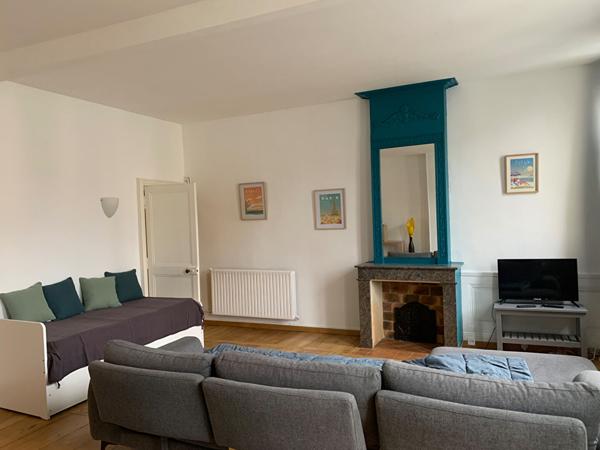 Immeuble Rochefort 9 pièce(s) 208 m2