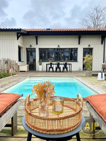 Maison à vendre Andernos Les Bains - 5 pièces, 170m² avec 3 chambre(s) à 970 000€ - AJP Immobilier Andernos les Bains