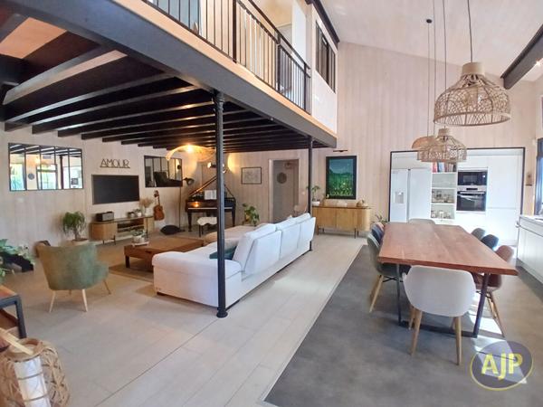 Maison à vendre Andernos Les Bains - 5 pièces, 170m² avec 3 chambre(s) à 970 000€ - AJP Immobilier Andernos les Bains
