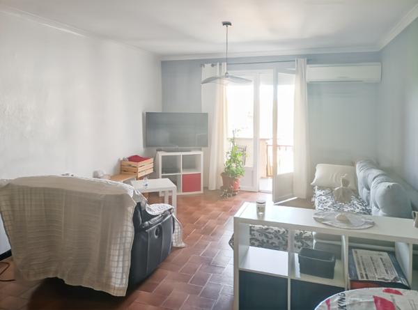 Puisserguier (34620) Puisserguier , très belle affaire pour investisseurs, 2 appartements existants, possibilité de créer un 3è log