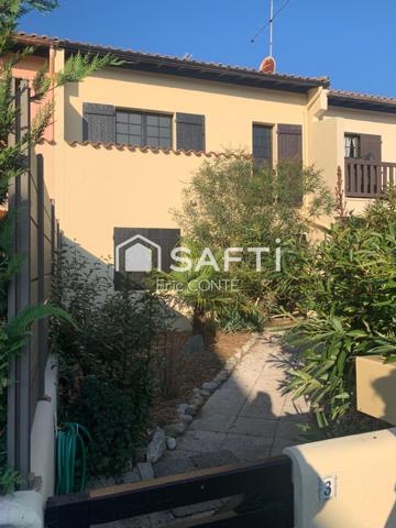 Aiguillon, à deux pas du Bassin et des commerces.