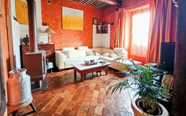 Maison à vendre    5 pièces • 144,92 m2 La Brillanne