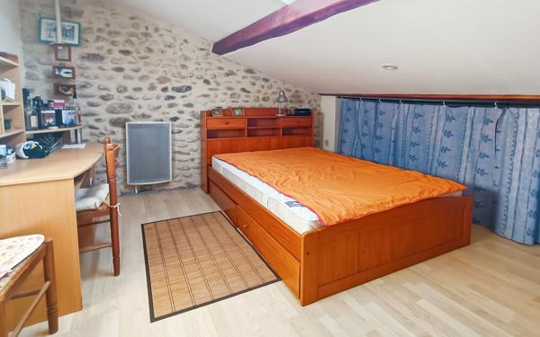 Maison à vendre    5 pièces • 144,92 m2 La Brillanne