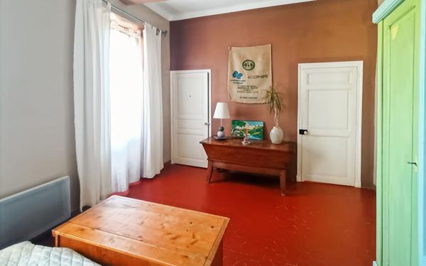 Maison à vendre    5 pièces • 144,92 m2 La Brillanne