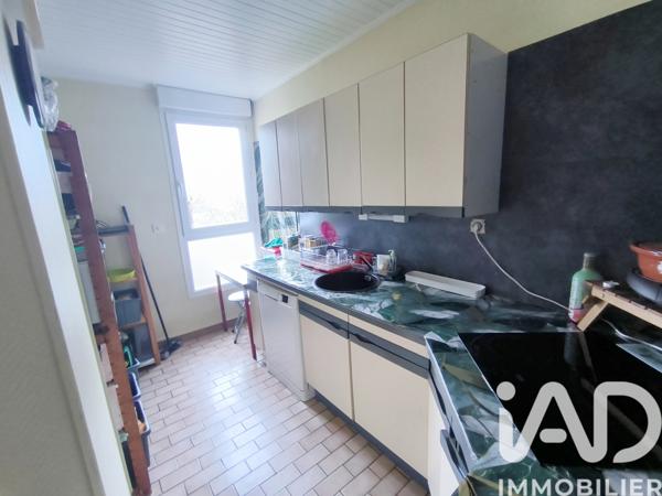 Appartement à vendre 4 pièces 66 m² Saint-Pierre-lès-Elbeuf