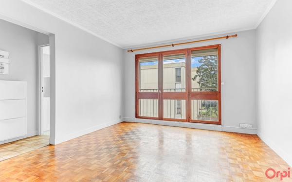 Appartement à louer    1 pièce • 32,43 m2 Chilly-Mazarin