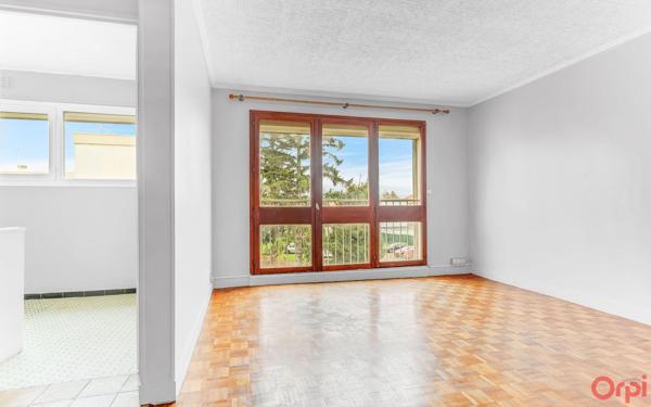 Appartement à louer    1 pièce • 32,43 m2 Chilly-Mazarin