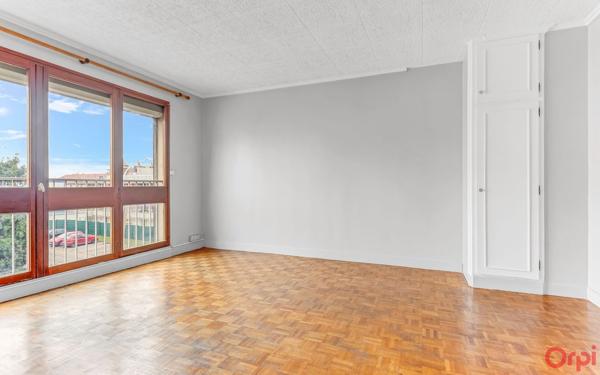 Appartement à louer    1 pièce • 32,43 m2 Chilly-Mazarin