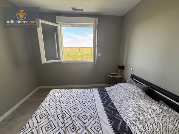Vente                                                      Maison
                        
                     7 pièces                      127 m2                     à Casteljaloux