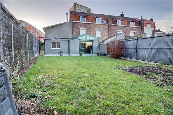 Maison 145 m2 Lomme Mont à Camp, 4 chambres, garage , prox Métro