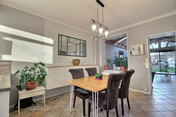 Maison 145 m2 Lomme Mont à Camp, 4 chambres, garage , prox Métro