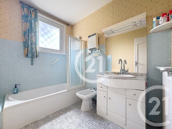 Maison à vendre  7 pièces - 133,22 m2 VALDOIE - 90