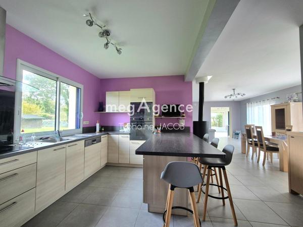 Maison à Paimpol, 22500 - 10 pièces 210m²