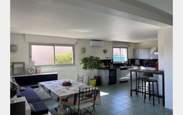 Vente Villa de beaux volumes - jardin et garage Marseillan   