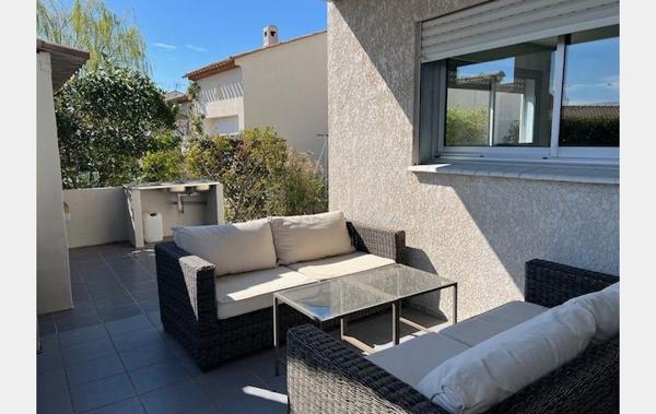 Vente Villa de beaux volumes - jardin et garage Marseillan   