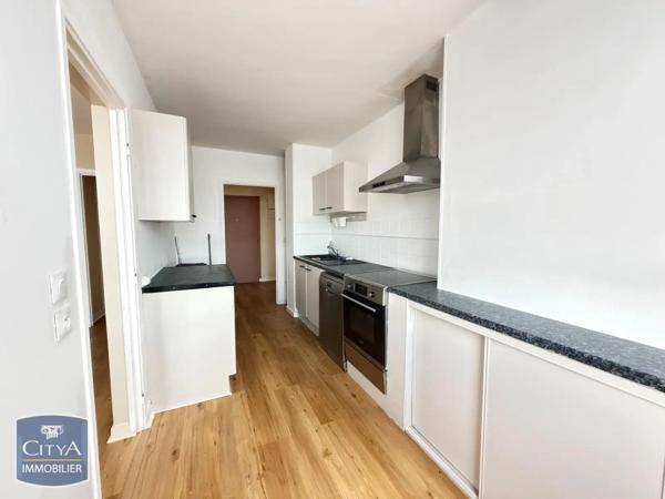 Appartement à louer 3 pièces 87.96m² Arras (62000)