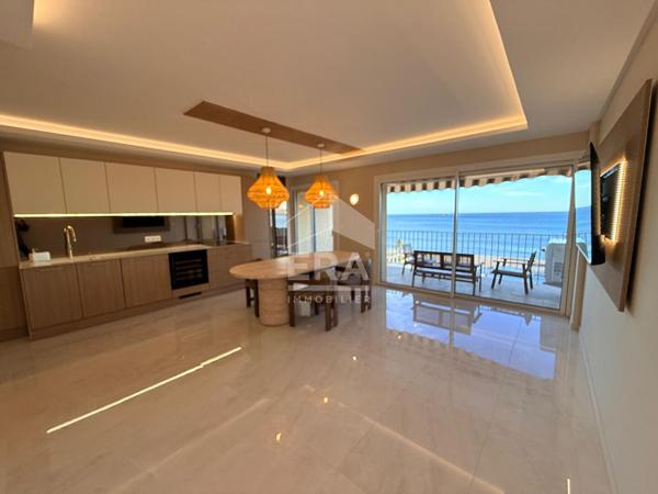 FREJUS FRONT DE MER ... UNIQUE EN EXCLUSIVITE