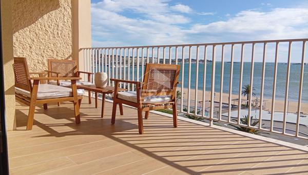 FREJUS FRONT DE MER ... UNIQUE EN EXCLUSIVITE