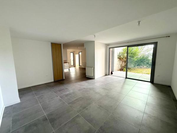 APPARTEMENT T5 REZ DE JARDIN Quartier Port Neuf