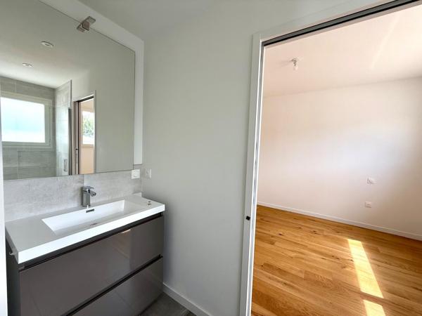 APPARTEMENT T5 REZ DE JARDIN Quartier Port Neuf