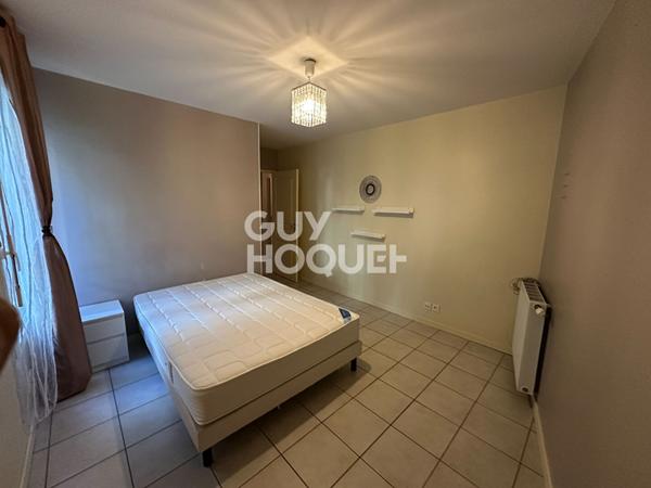 CARRE DE SOIE - T4 80 m² AVEC EXTERIEUR - METRO A / TRAMWAY T3 &T7