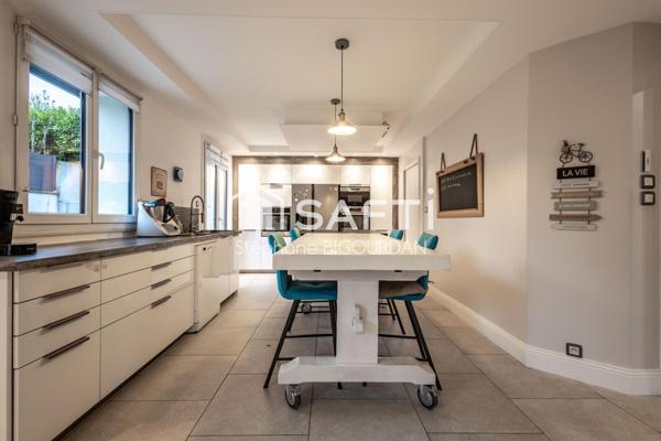 Maison Miserey, 162m², 4ch + 1, rénovée BBC, piscine