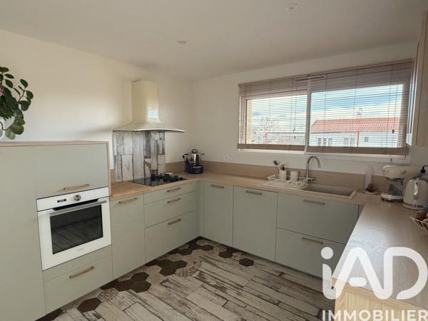 Maison à vendre 5 pièces 132 m² Orée d'Anjou