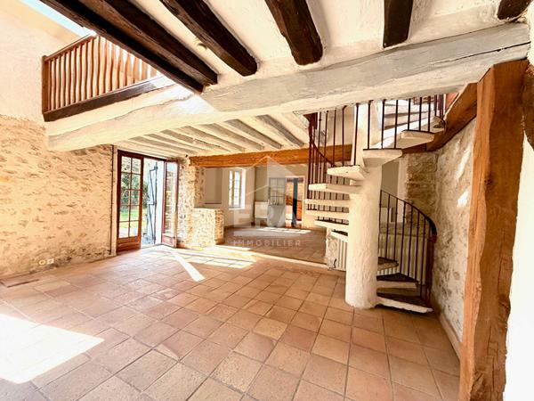 Maison 4 pièces à vendre à Salins - Calme et Lumineuse