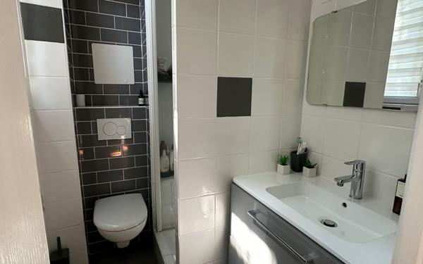 Appartement à vendre    3 pièces •  Le Raincy