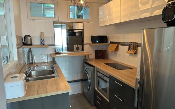 Appartement à vendre    3 pièces •  Le Raincy