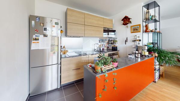 Appartement Paris 3 pièces en dernier étage