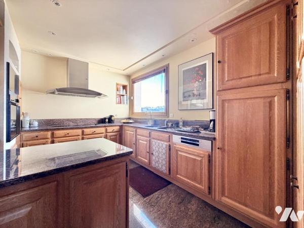 APPARTEMENT DE STANDING HYPER CENTRE VILLE 