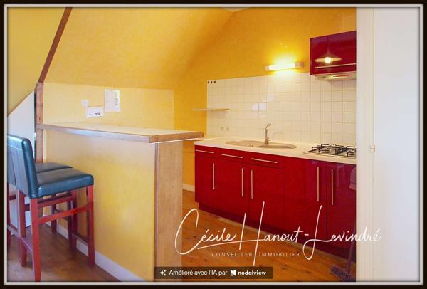 PONTORSON CENTRE. Maison Pierre 265 m². 6 Chbres. Vue Mont-Saint-Michel (possibilité locatif)