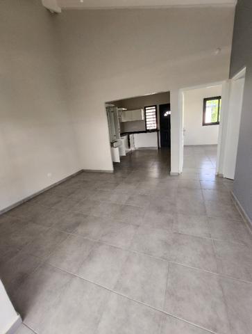 JOLI T2 NON MEUBLE RESIDENCE DE STANDING