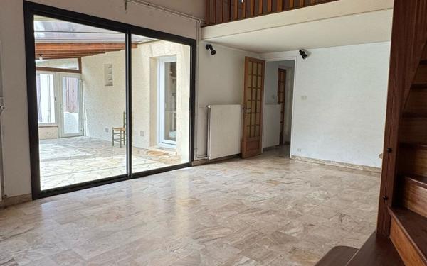 Maison à louer    4 pièces •  Saint-Jean