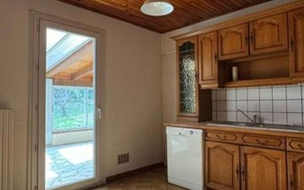 Maison à louer    4 pièces •  Saint-Jean