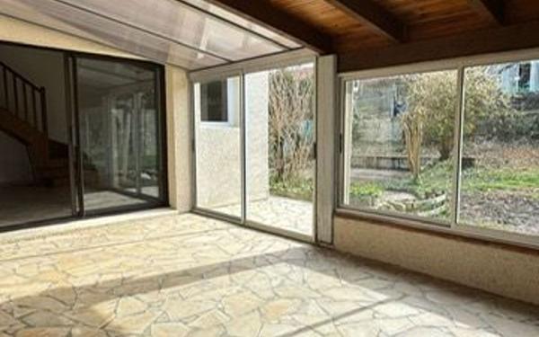 Maison à louer    4 pièces •  Saint-Jean