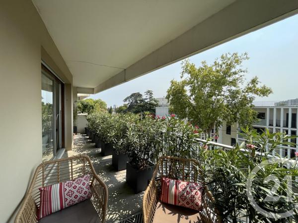 Appartement F5 à vendre  5 pièces - 98,25 m2 BORDEAUX - 33