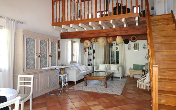 Maison à vendre    6 pièces • 146,30 m2 Auriol