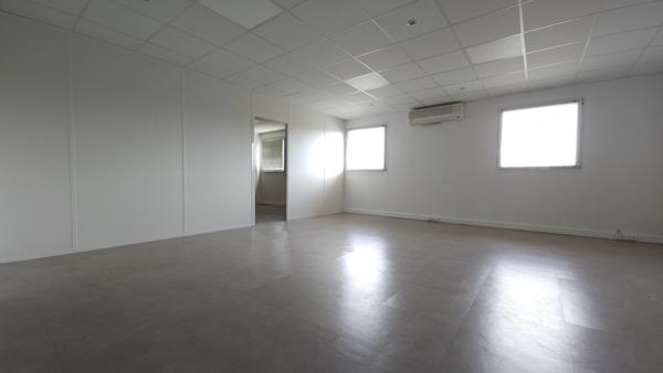 Dpt Essonne (91), Bureaux à louer à CHAMPLAN