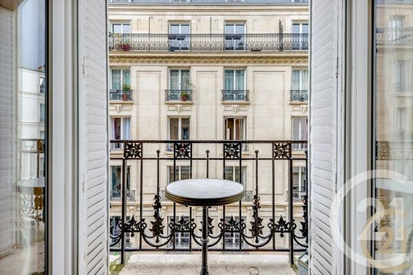 Appartement F2 à vendre  2 pièces - 49,85 m2 PARIS - 75017