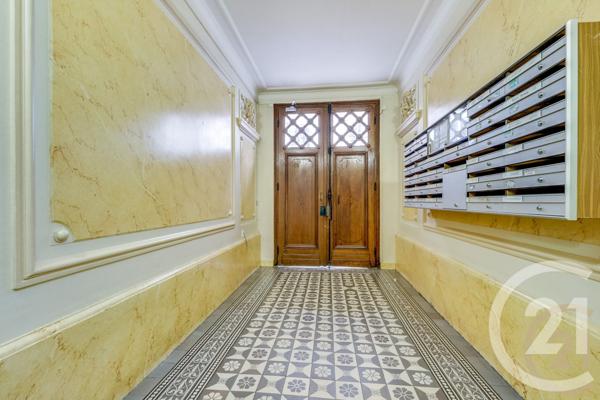 Appartement F2 à vendre  2 pièces - 49,85 m2 PARIS - 75017