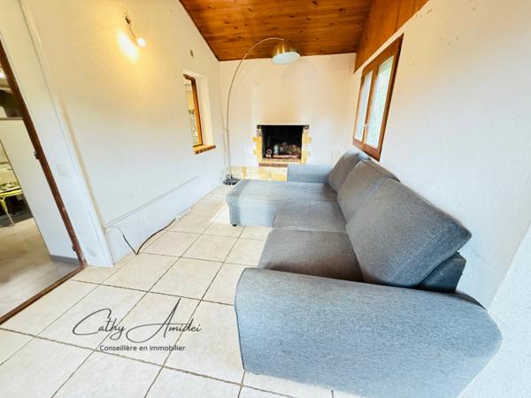 SAGONE (Corse) : Propriete à vendre, maison T4 + dépendance avec 2 appartements T1, sur terrain plat de 5000m2